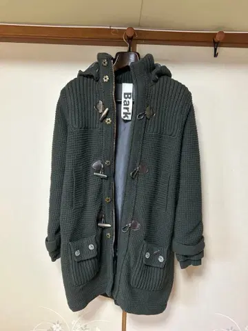 Bark 다크 그레이 더플 코트 후드 부착