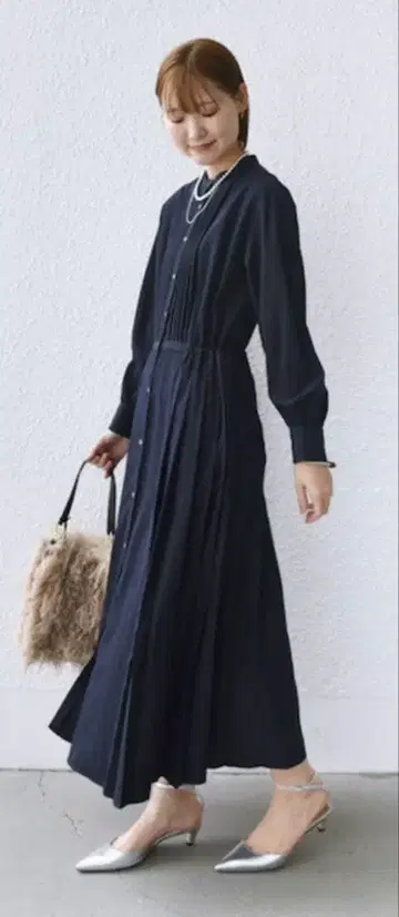 ships 밴드 카라 사이드 플리츠 원피스