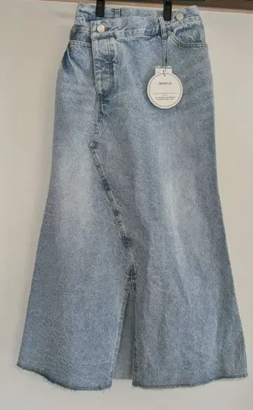 1 새상품 MONiLE 모니레 데님 스커트