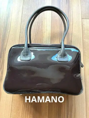 11/30까지 판매! 새상품급 에나멜 핸드백 HAMANO