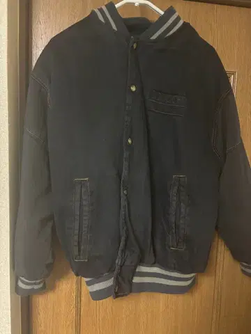 네이비 바시티 자켓 COUNTRY 빈티지 (가격 인하 가능)