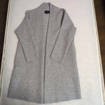 23구 가디건 라이트 그레이 38 사이즈