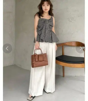 프레이 아이디 프론트 턱 플레어 팬츠