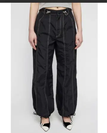 LAGUA GEM 나일론 스티치 팬츠 블랙