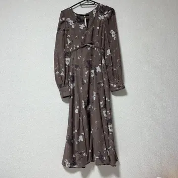 릴리안 캐럿 꽃무늬 원피스 피스