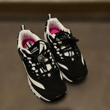 SKECHERS 메모리폼 스니커즈