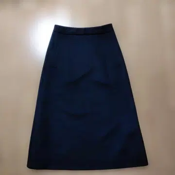 어반 리서 서니 라벨 비버 멜톤 스커트