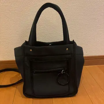 파피요네 스퀘어 WET 라인 토트백 S 사이즈 다크 그레이