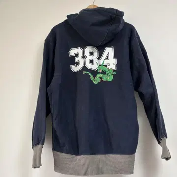 GU 포켓몬 레쿠자 후드티 L 사이즈