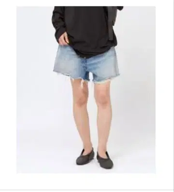 R13 데님 숏팬츠 사이즈 27
