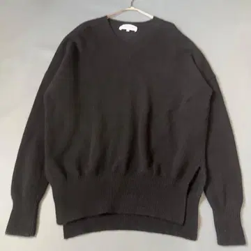 엔폴드 V넥 울 캐시미어 니트 사이드 슬릿 38 블랙