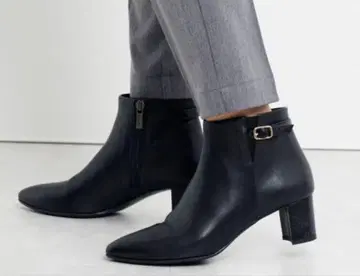 미사용에 가까운 HIMIKO 여성용 5cm 힐 벨트 디자인 숏부츠