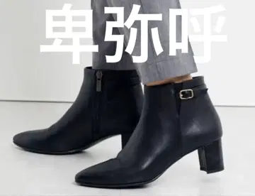 미사용에 가까운 HIMIKO 여성용 5cm 힐 벨트 디자인 숏부츠