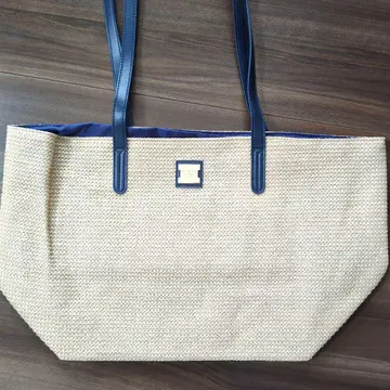 아틀란티스 더 로얄 두바이 토트백