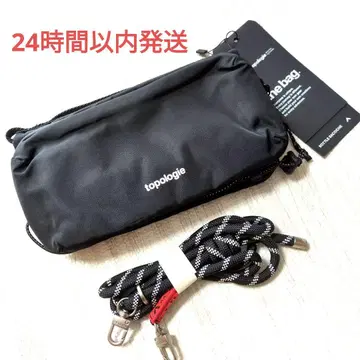 topologie 토폴로지 블랙 숄더백 보틀 사코슈