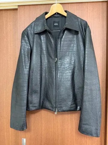 Hugo boss 가죽 자켓