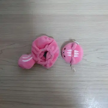 옷 갈아입는 리락쿠마 다람쥐 팬츠 & 모자