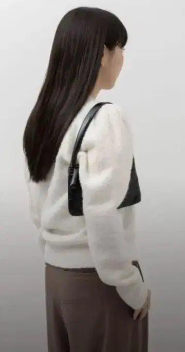 UNITED ARROWS CITEN 파워 숄더 니트