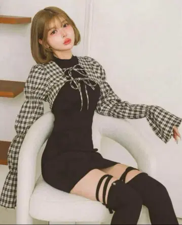 셔링 볼레로 미니 원피스 다리치