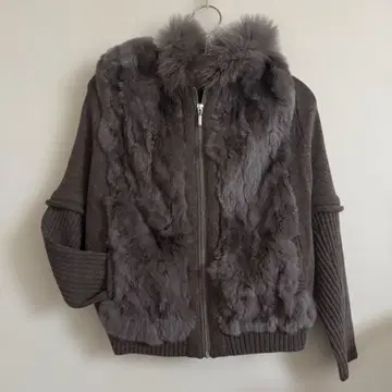 LUGIVA 브라운 퍼 니트 가디건