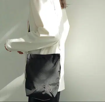 LAVANDA 라바다 로고 테이프 사코슈