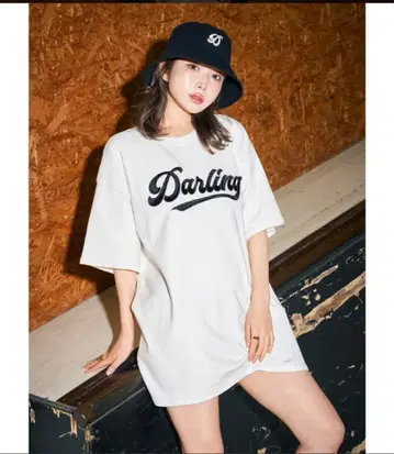 Darich 다리치 박스 DR 빅 T셔츠 화이트 프리 사이즈