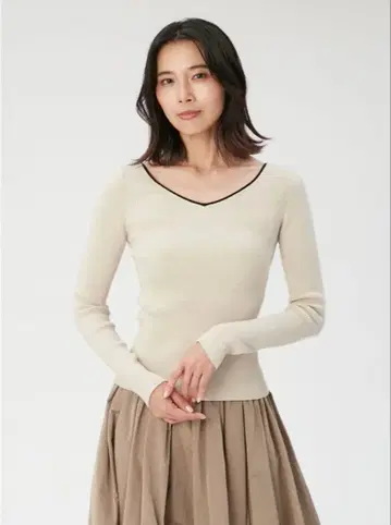 프레이 아이디 2WAY 데콜테 리브 니트 베이지