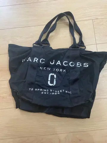 MARC JACOBS 블랙 토트백