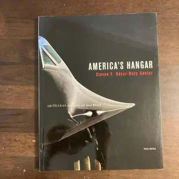 AMERICA'S HANGAR 제3판