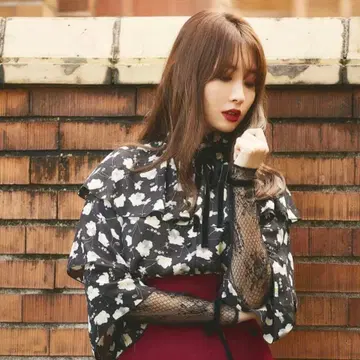 herlipto 플라워 프린트 벨로아 상의