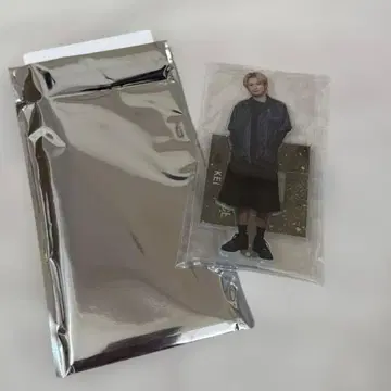 THE LAST PIECE 랜덤 아크릴 스탠드 KEI 케이