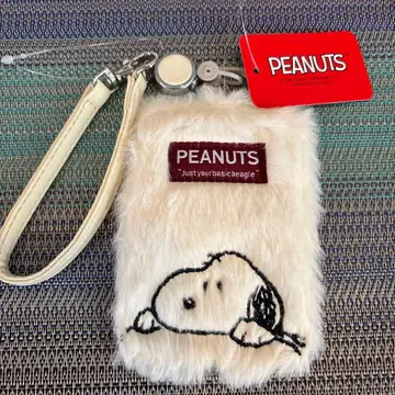 스누피 패스 케이스 릴 포함 패스 케이스 복슬복슬