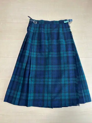 오닐 오브 더블린 미디엄 기장 랩스커트 블랙워치