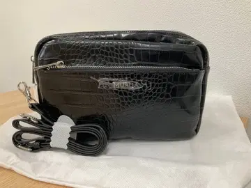 택 포함 새상품 MURUA 크로커다일풍 숄더백