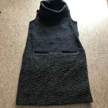 다크 그레이 하이넥 보아 원피스