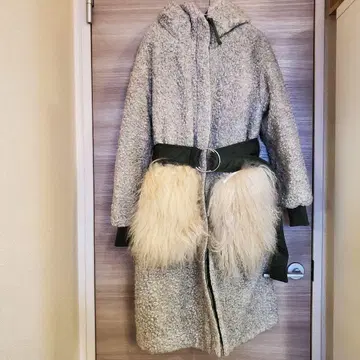 컨디션 최상 포켓 퍼 코트 리버서블