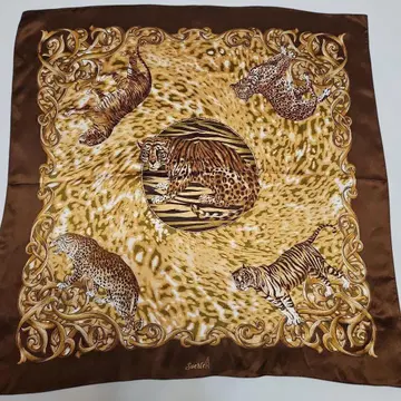 안티로자 실크 스카프