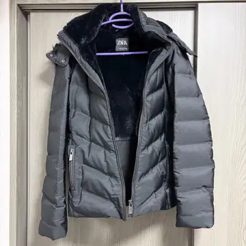 ZARA 후드 부착 다운 자켓 블랙 여성용