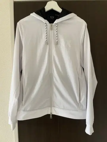ARMANI EXCHANGE 화이트 후드티