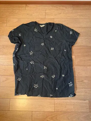 Varde77 플라워 프린트 셔츠 사이즈 2 플라워 무늬