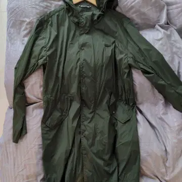 Lacoste 올리브 그린 모즈 코트