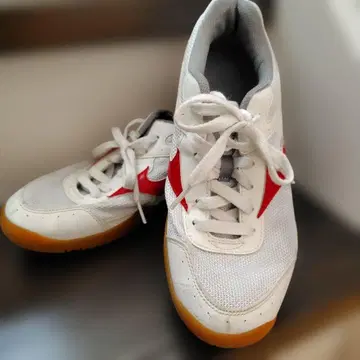 미즈노 스포츠 슈즈 25센치