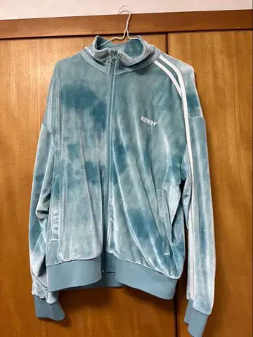 NERDY 저지 옅은 파란색 벨벳