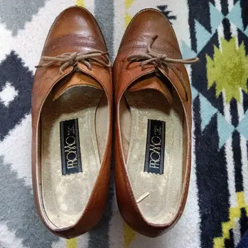 PROMO 브라운 로퍼 21.5cm