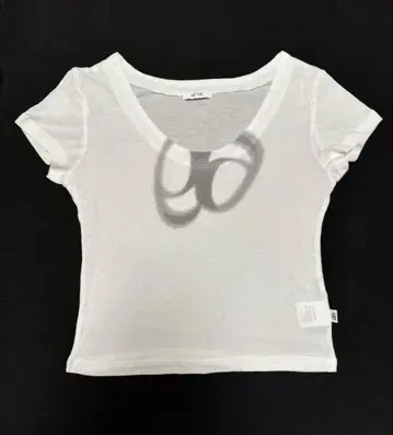 대폭 할인 정품 as on 화이트 V넥 반팔 T셔츠