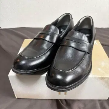 블랙 가죽 로퍼