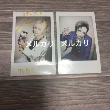 Azavana 폴라로이드 2025.11.07