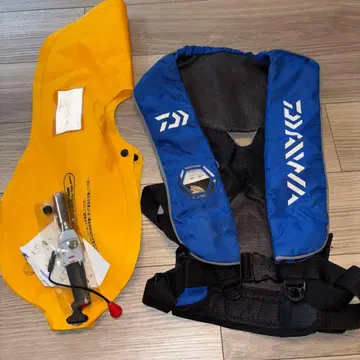 Daiwa 구명 조끼 파랑/블랙 수동 팽창 장비 포함