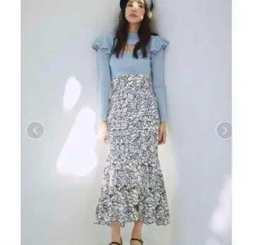 SNIDEL 커팅 레이스 머메이드 스커트