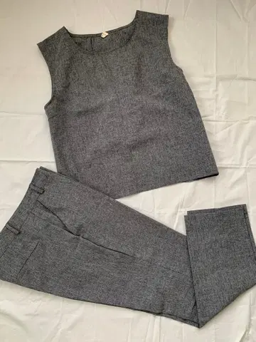 그레이 팬츠 셋업 백 슬릿